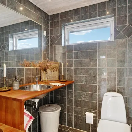 Stunning In With Kitchen *